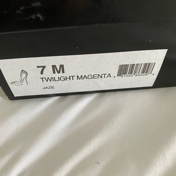 🔥SALE 🔥
• BCBG - Twilight Magenta Jaze Pumps - 7M - Picture 8 of 13